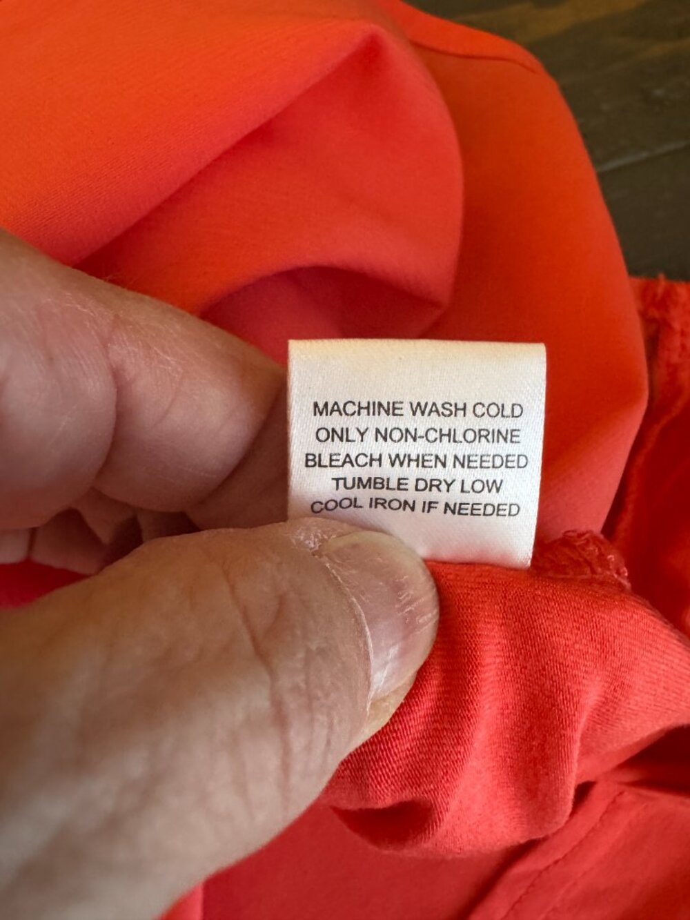 New Market & Spruce Ezide Sleeveless Blouse in Textured Coral - Picture 8 of 10